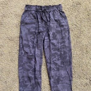 Lululemon High-Rise 7/8 Pants